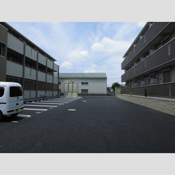 Droom-A101号室 駐車場