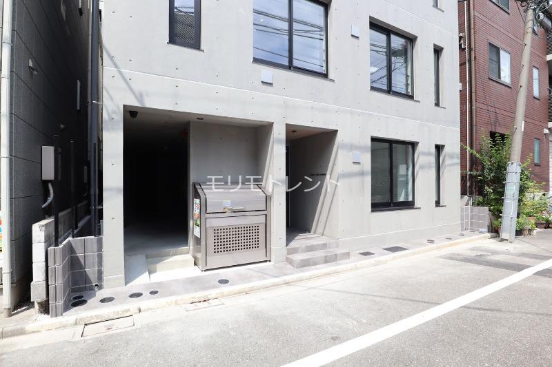 アトリオフラッツ日暮里3階 エントランス