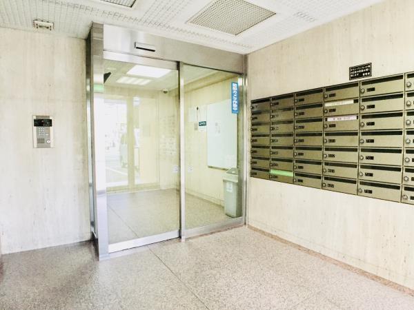 東建ニューハイツ市ヶ谷 エントランス