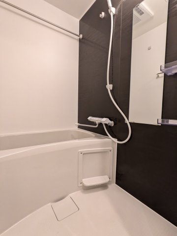 ケイディーエックスレジデンス原木中山0511号室 お風呂