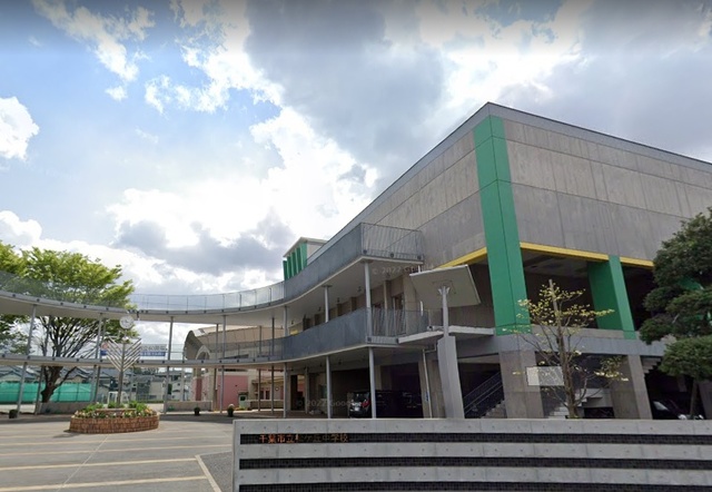 ベルゾーネ仁戸名　 【中学校】千葉市立松ケ丘中学校まで1162ｍ