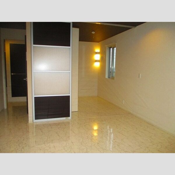 comorebi201号室 居室