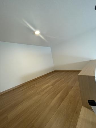 ティーリミテッド2階 内観