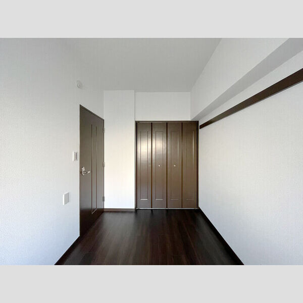 アクシス高砂 洋室②　約4.5帖