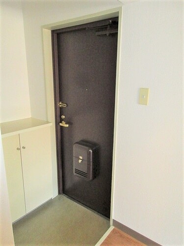 ライオンズマンション横浜第３8階 同建物別部屋の参考画像