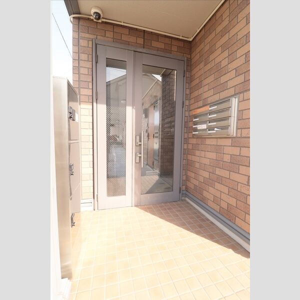 ドミールM日進 エントランス