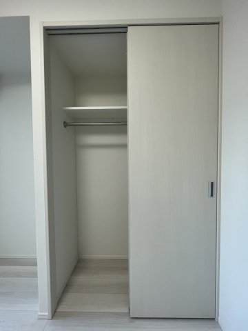 ガーラ・ステーション川崎平間3階 収納