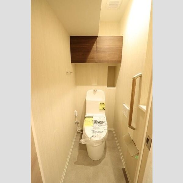 響409号室 温水洗浄暖房便座