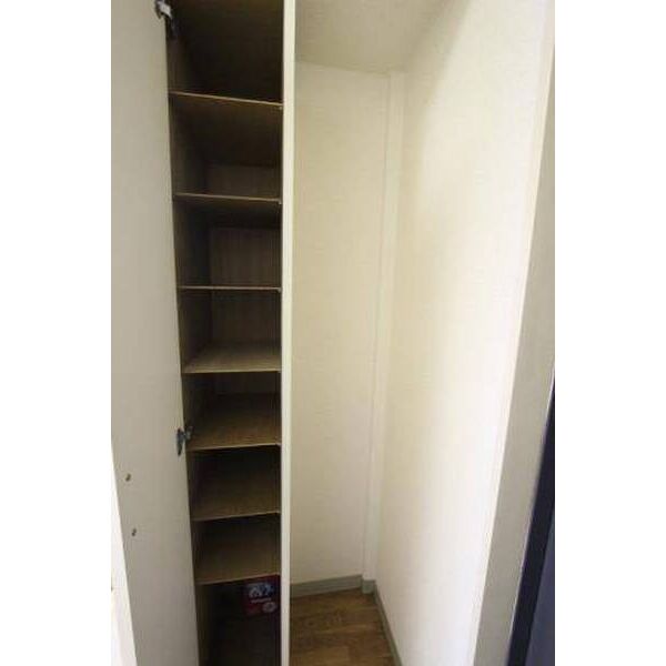 キュービック湘南　壱番館0103号室 玄関