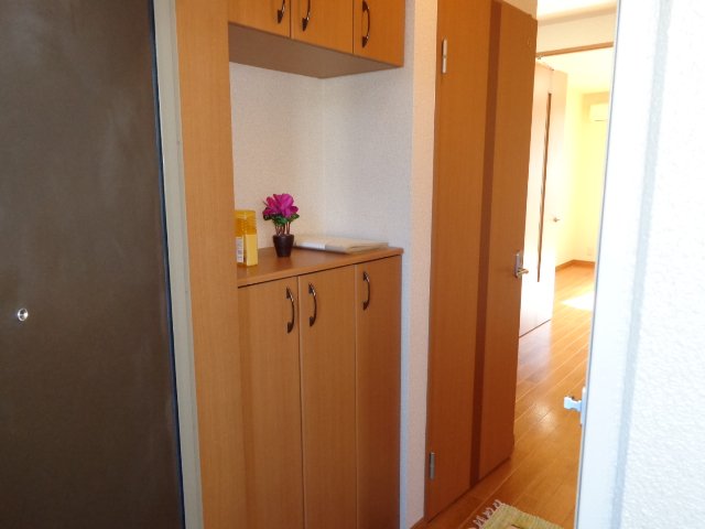 グラード 下駄箱