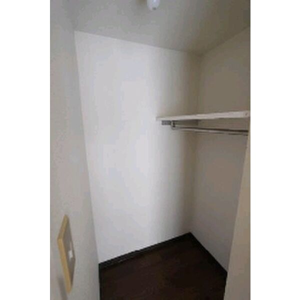 メゾン・ド・プレーヌ0301号室 収納