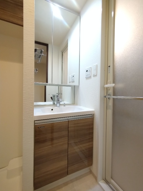 クレイシア板橋本町10階 洗面