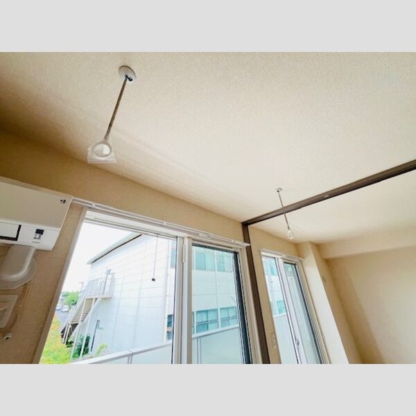 Villa Luminous SHONANDAI202号室 室内物干し