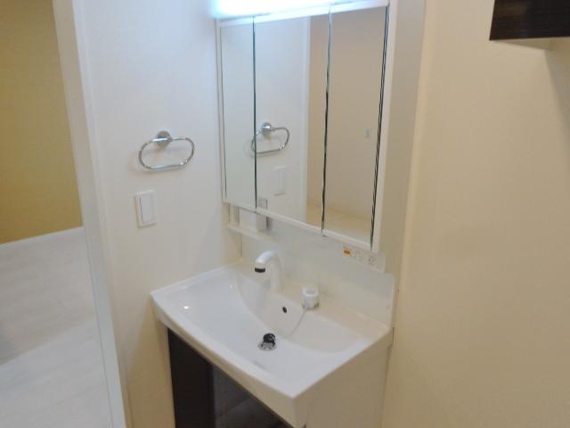 ラフェリア 洗髪洗面化粧台