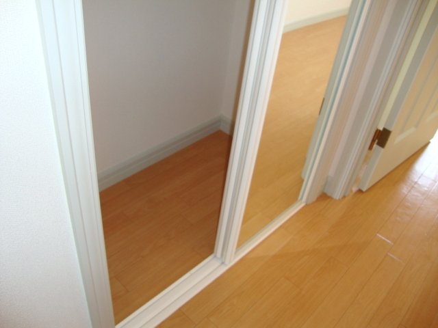 ｂｅａｍｉｎｇ203号室 収納