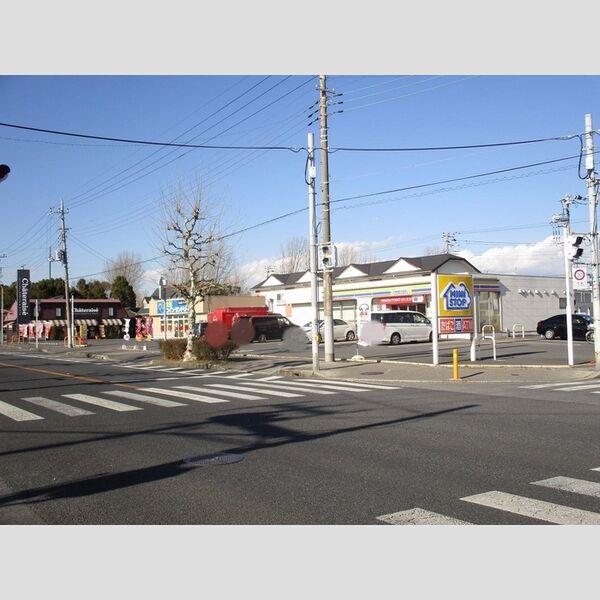 サンライトハイツ101号室 コンビニ178m(徒歩3分)