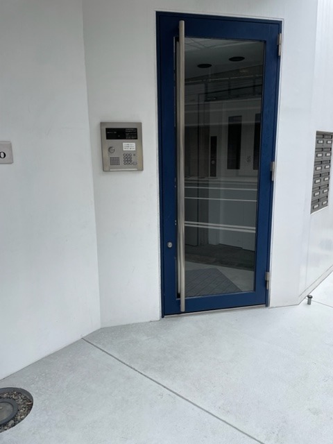ライヴス森下スタジオ エントランス