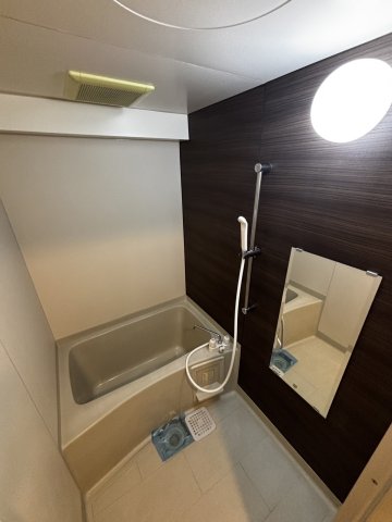 クレアールスギモト301号室 風呂