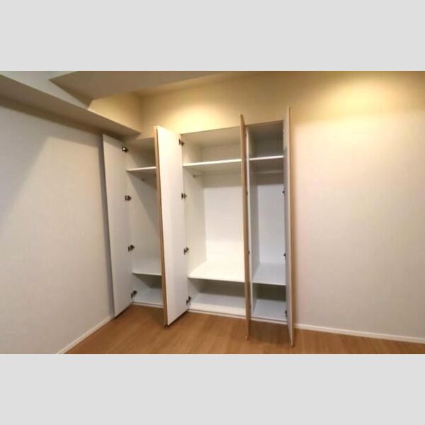 サンジョイアゼロ202号室 収納(洋6、6)