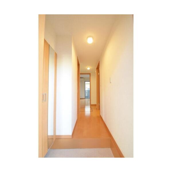 イーハトーブ101号室 玄関