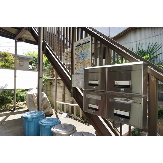 カディカワセ0202号室 共用部