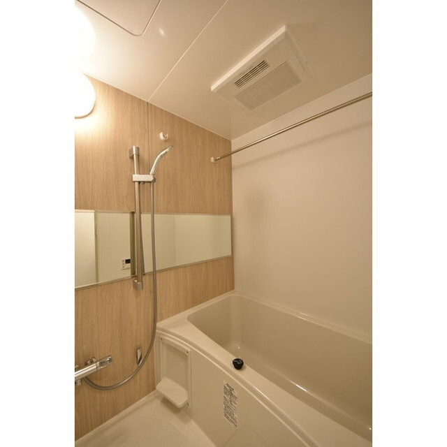 グランパセオ代々木上原0101号室 内観