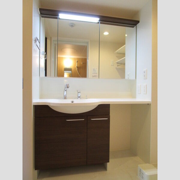 パラカント302号室 洗髪洗面化粧台