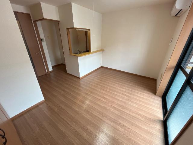 メゾン　デ　ファミーユ　Ｋ リビング（イメージ）