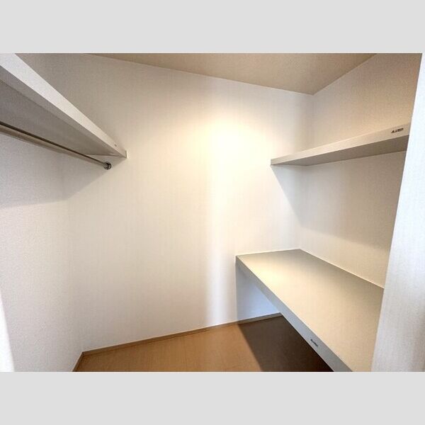 コンフォートスクエア ウォークインクローゼット