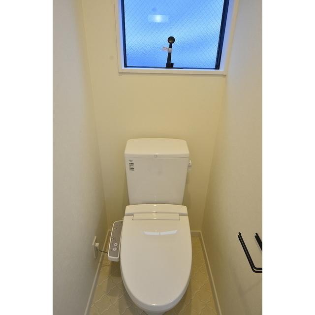 芦花公園の家2階 トイレ