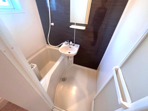 カーサリーラ202号室 お風呂