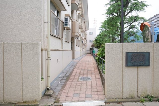 ライオンズマンション行徳 エントランス