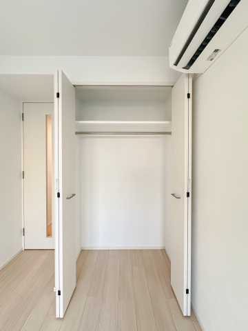 スカイコートリュクス品川大崎301号室 収納