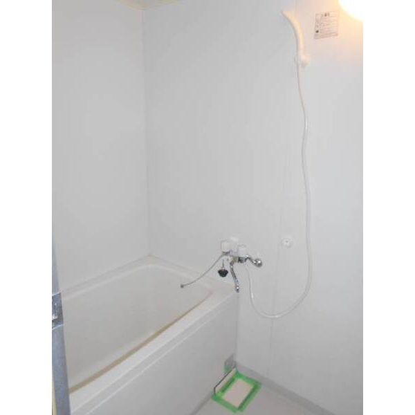 グレープ・パル0203号室 お風呂