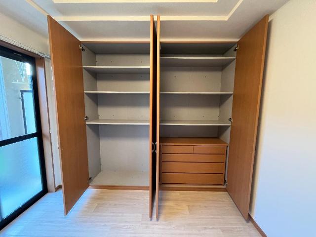 ガーデンヒルズNAKAYAMA弐番館102号室 収納