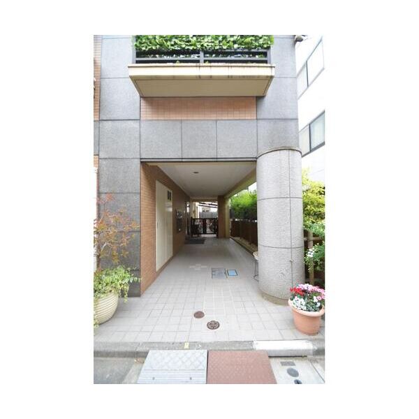 ソレアード目黒201号室 エントランス