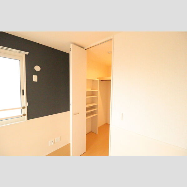 リヴェールⅡ ウォークインクローゼット