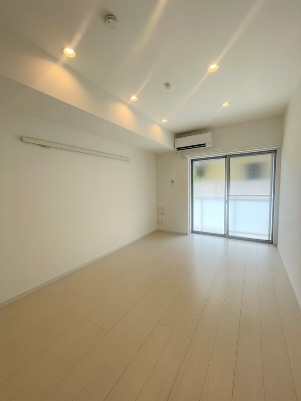 【根岸】 JR根岸線・横浜線 桜木町駅にて(At Sakuragicho Station on the