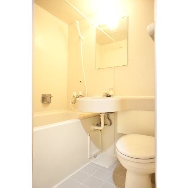 ハイライフ湘南306号室 ☆バス・トイレ