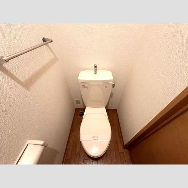 ツインコート船橋丸山 トイレ