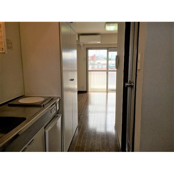 ダイホープラザ橋本Ⅲ 玄関