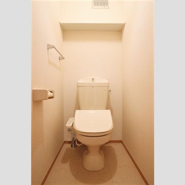 メゾンリッシュ　A 温水洗浄暖房便座