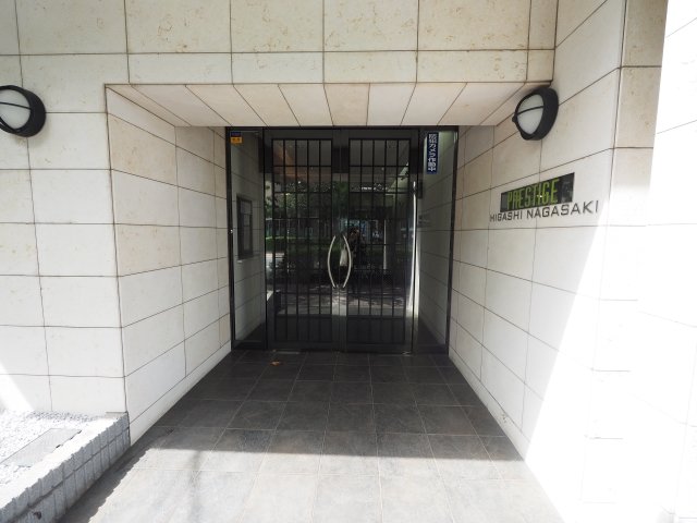 プレステージ東長崎 エントランス