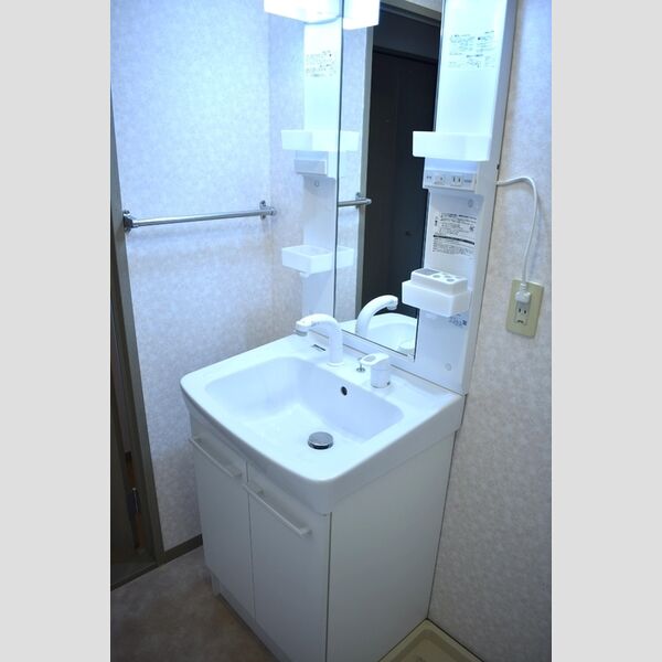 ドミール神田　参番館 洗髪洗面化粧台