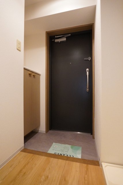 フォレストヒルズ小日向6階 玄関