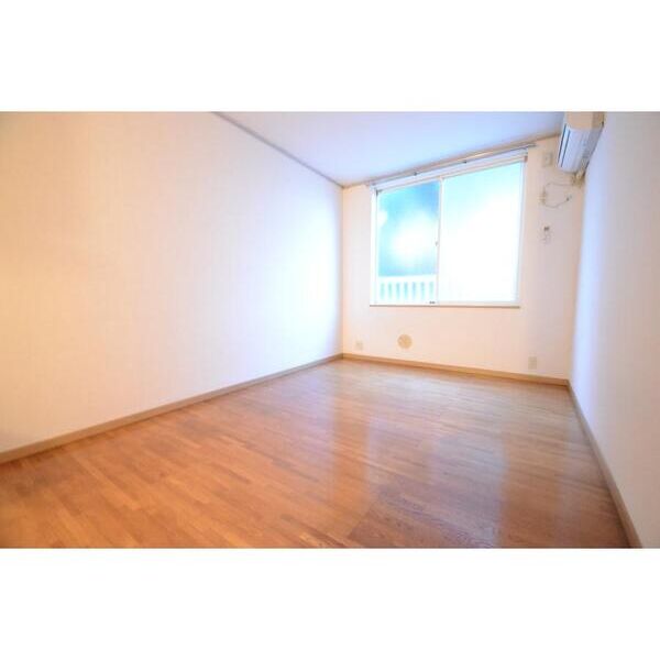 エステートピアアオキII106号室 リビング