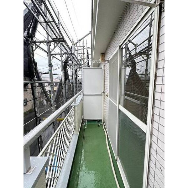 ジュネパレス越谷第01 バルコニー