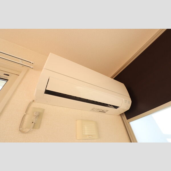 シャトレーウエスト明神 エアコン