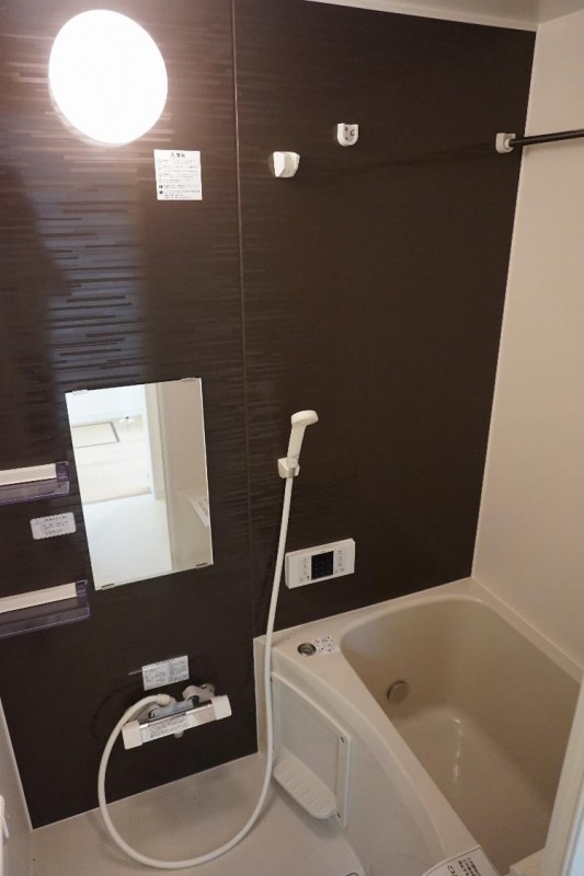 ラフィーナー幕張本郷(E-177)1階 バス