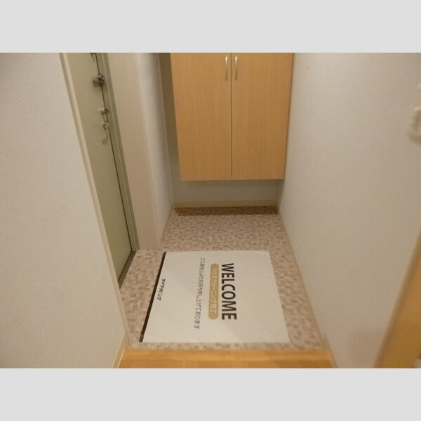 AKレジデンス本八幡805号室 玄関